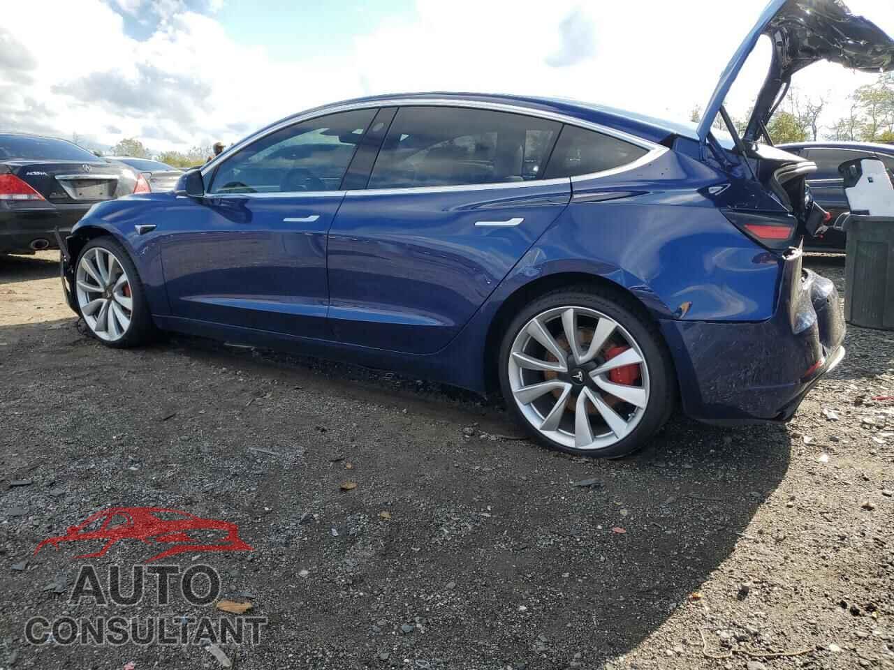 TESLA MODEL 3 2018 - 5YJ3E1EB7JF080947