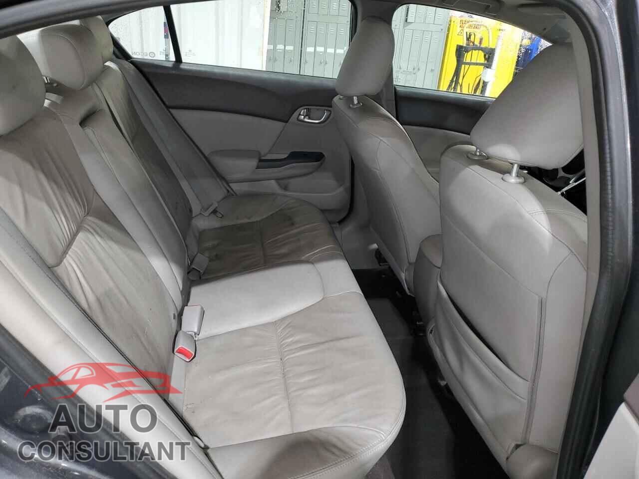 HONDA CIVIC 2012 - 2HGFB2F99CH555617