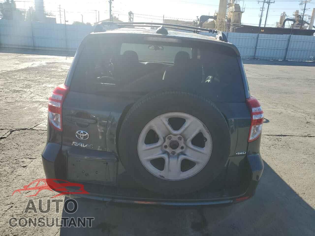 TOYOTA RAV4 2012 - 2T3BF4DV7CW216660