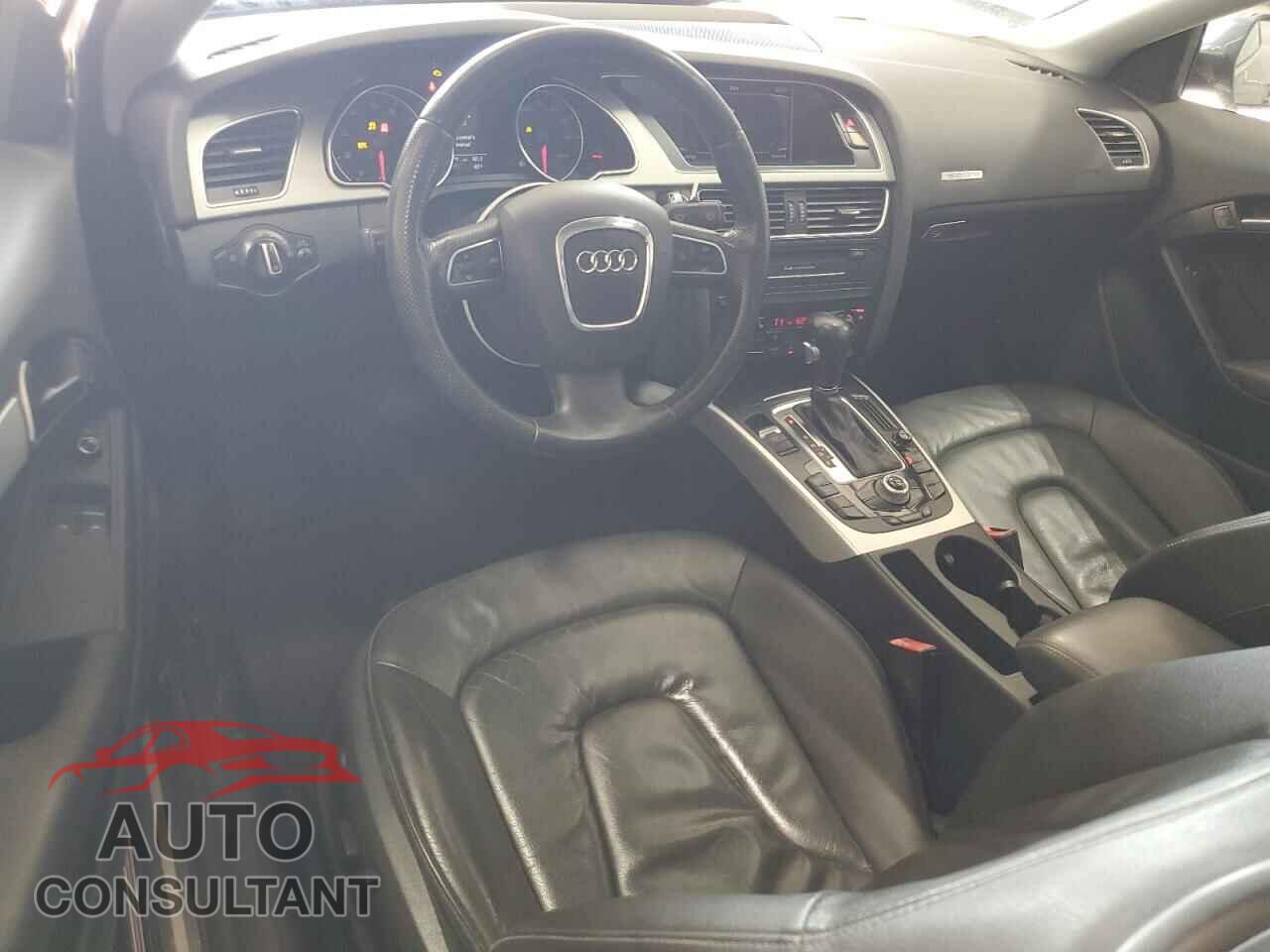 AUDI A5 2010 - WAULFAFR8AA011649