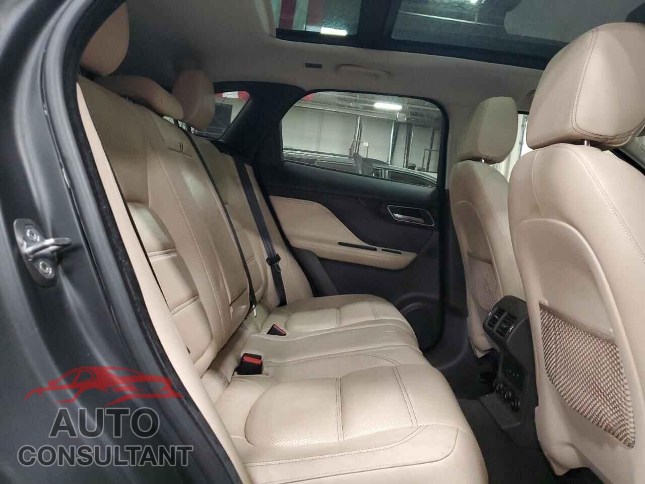 JAGUAR F-PACE 2018 - SADCK2EV1JA269356