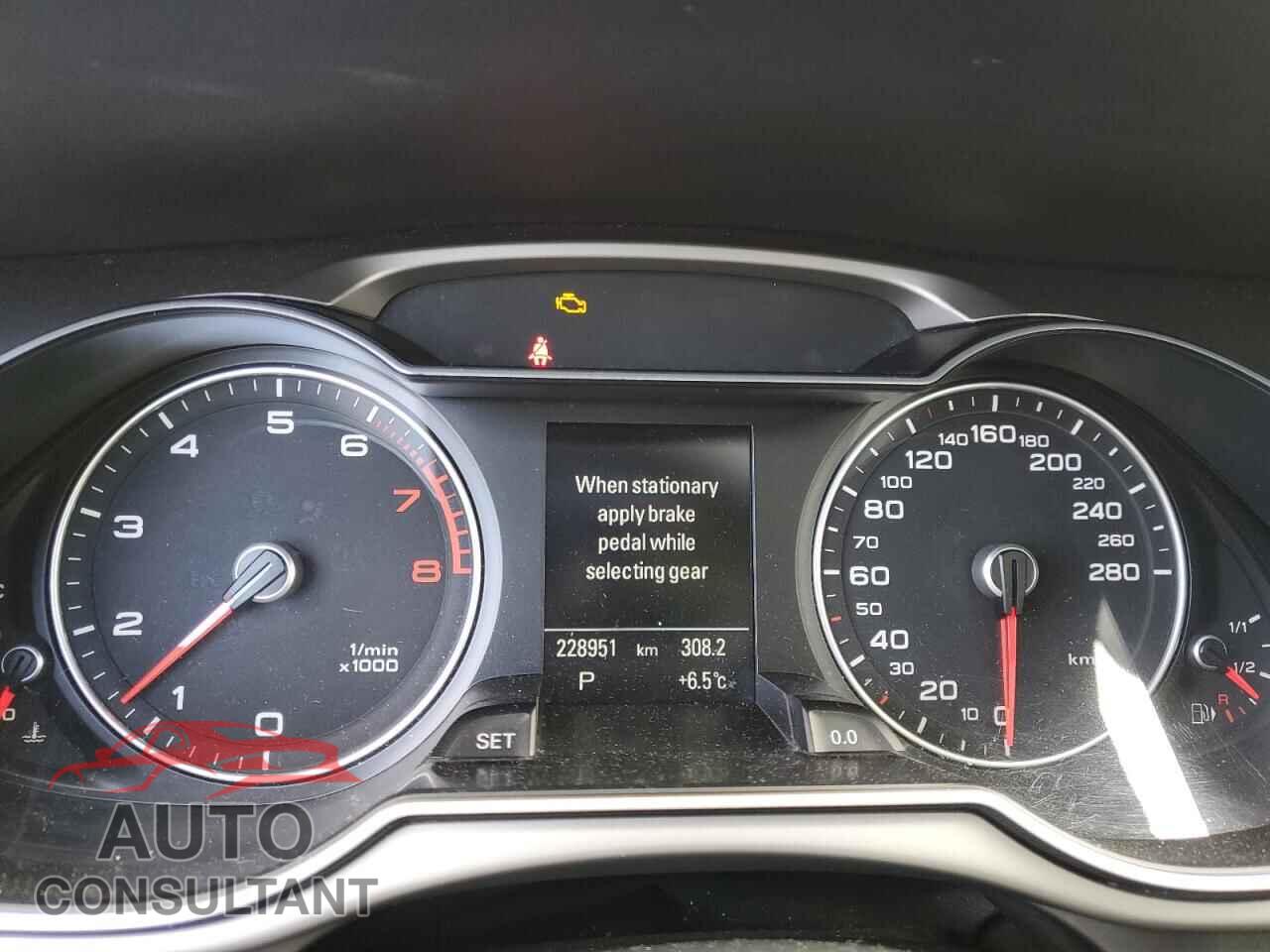 AUDI A4 2014 - WAUFFCFL2EN041815