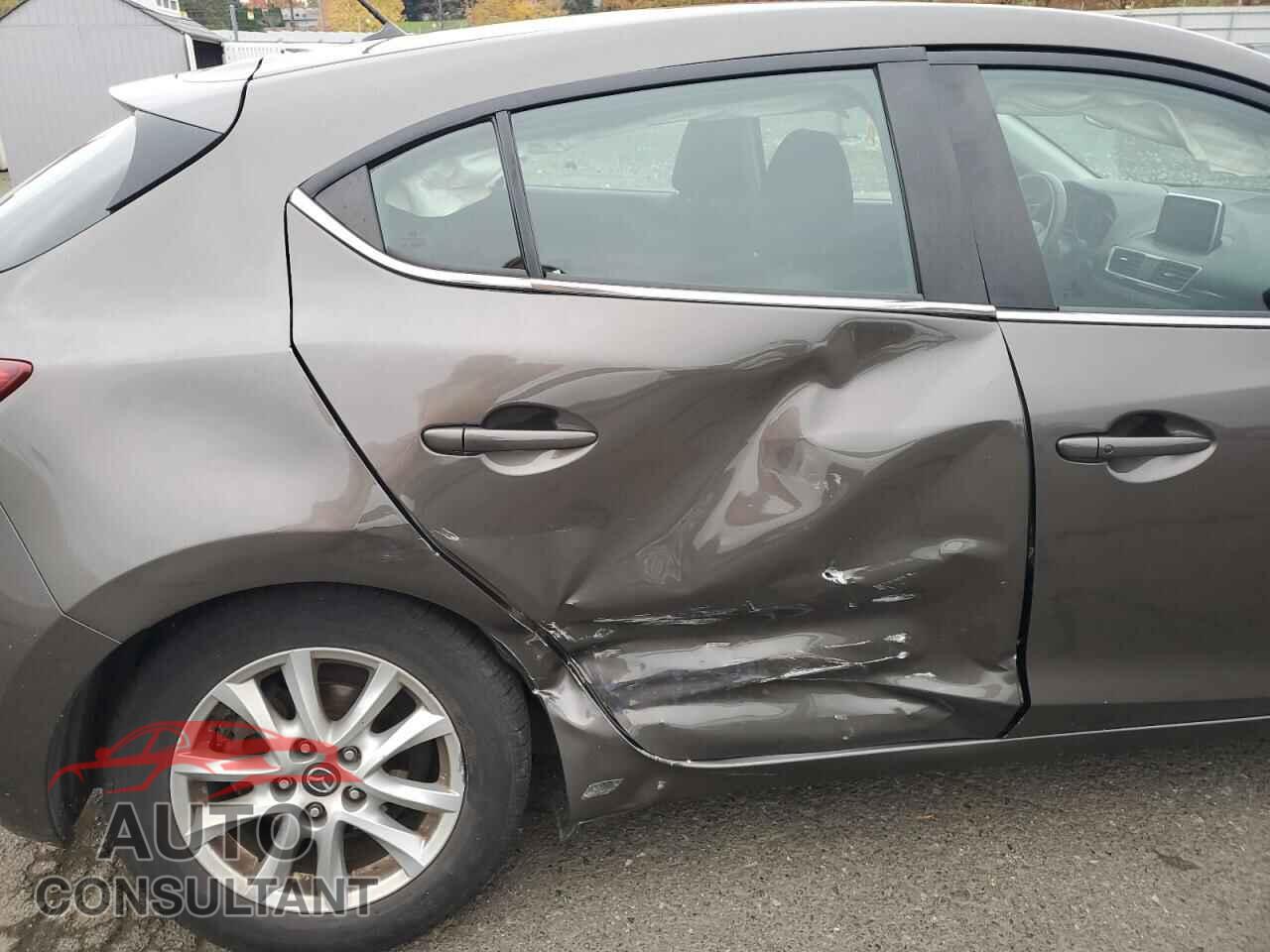 MAZDA 3 2016 - 3MZBM1L75GM320558