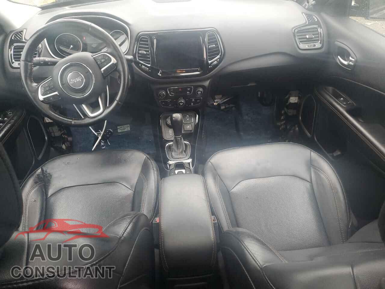 JEEP COMPASS 2018 - 3C4NJDCB4JT492012