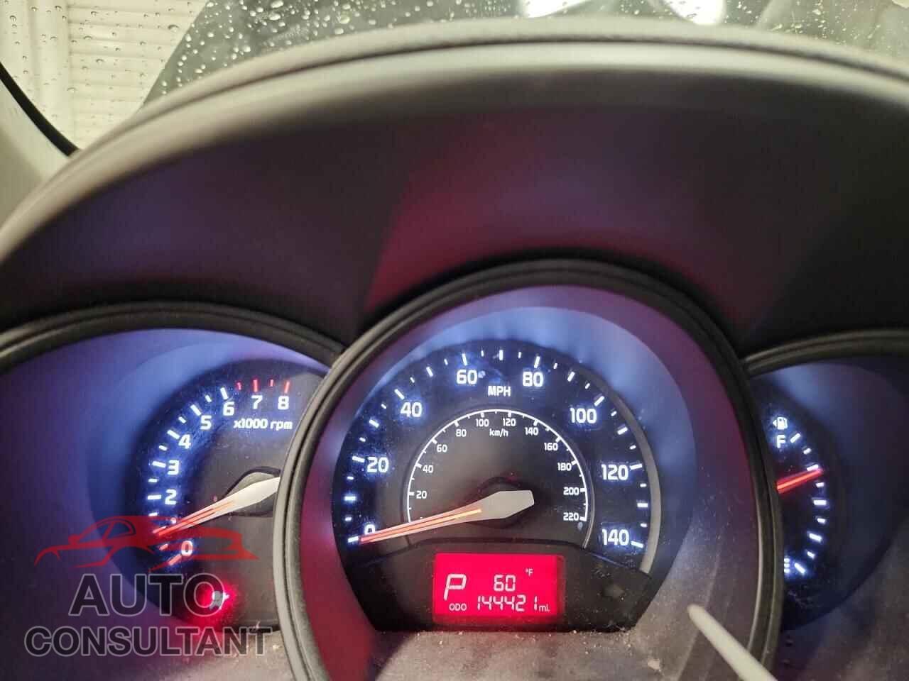 KIA RIO 2013 - KNADN4A33D6244311