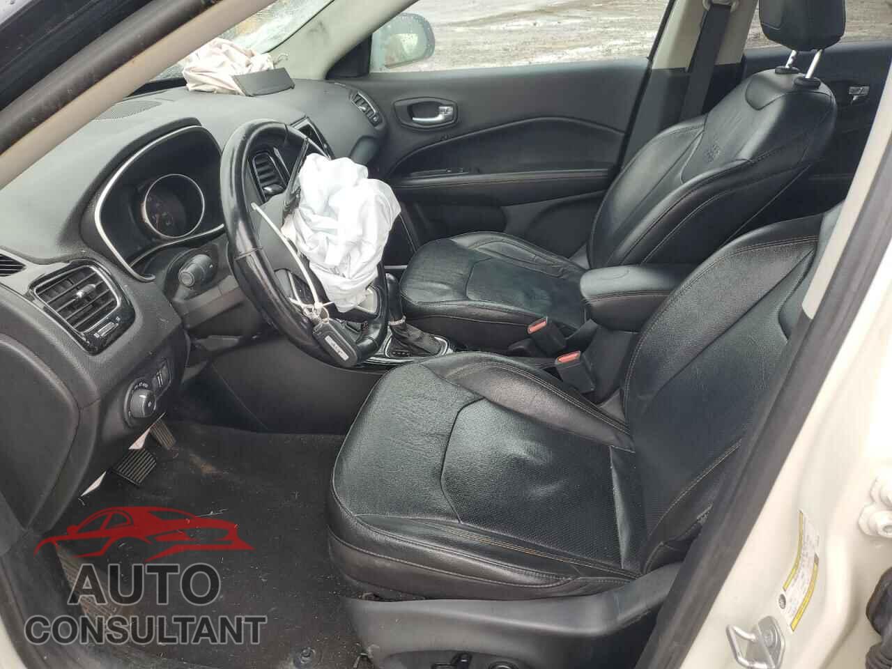 JEEP COMPASS 2020 - 3C4NJDCB7LT239205
