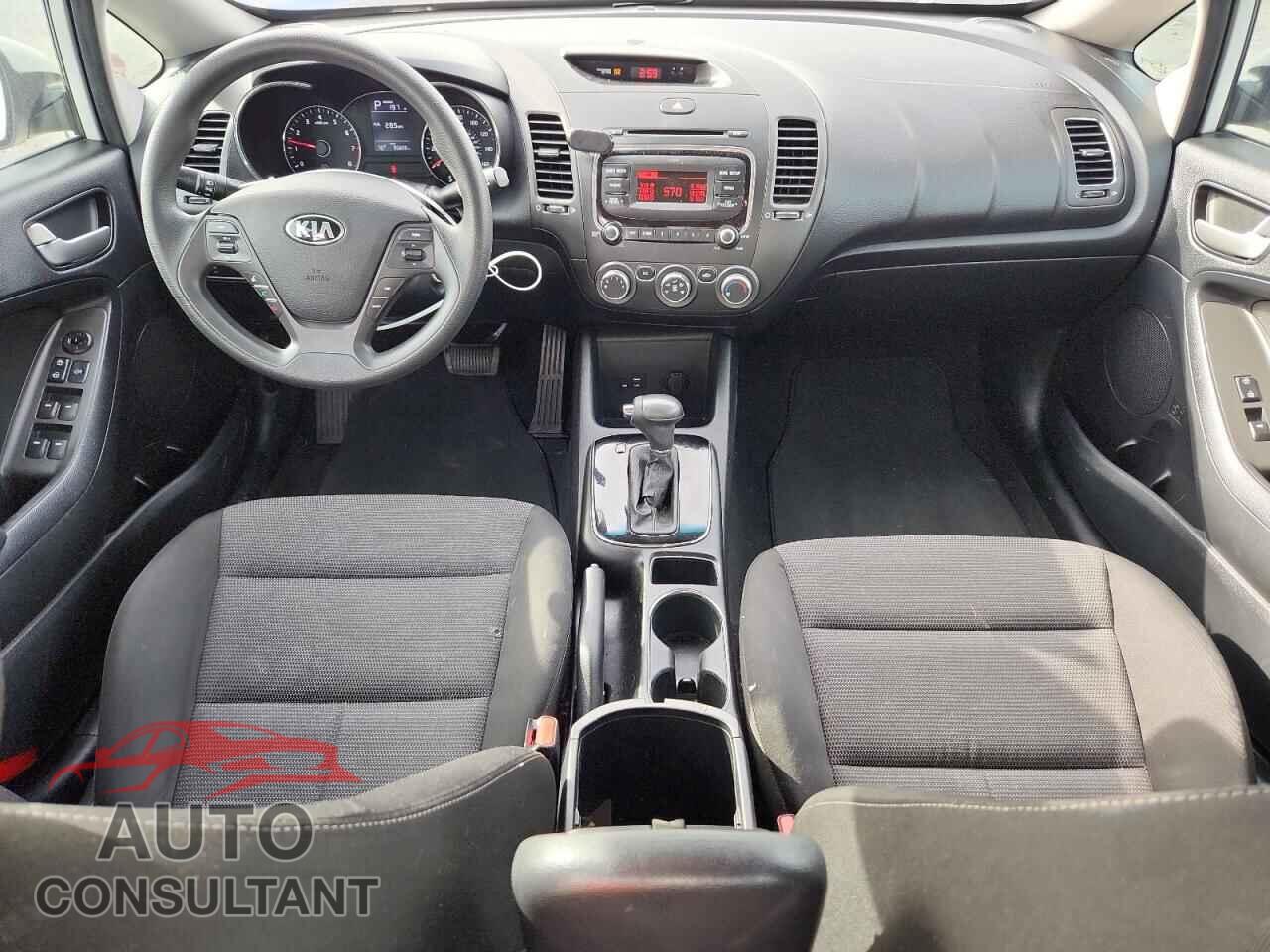 KIA FORTE 2017 - 3KPFK4A79HE082708