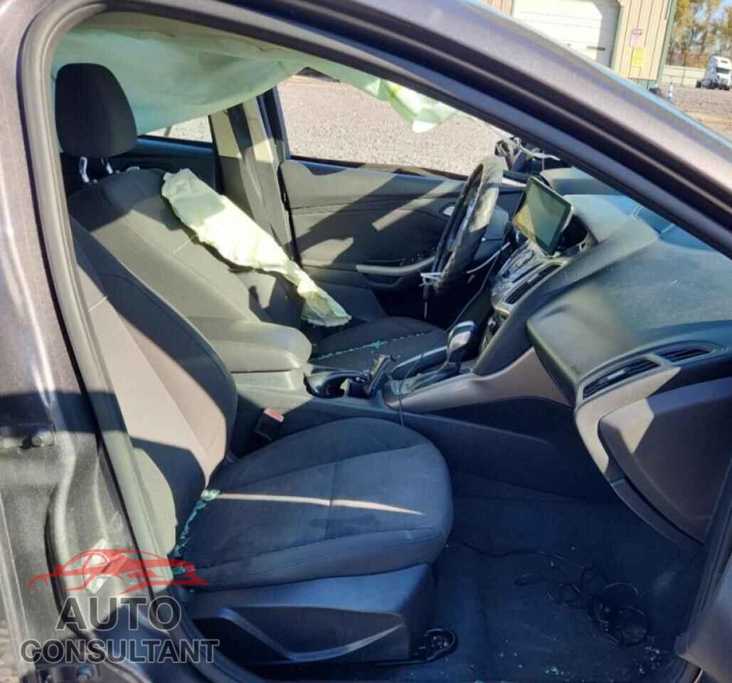 FORD FOCUS 2012 - 1FAHP3M28CL105647