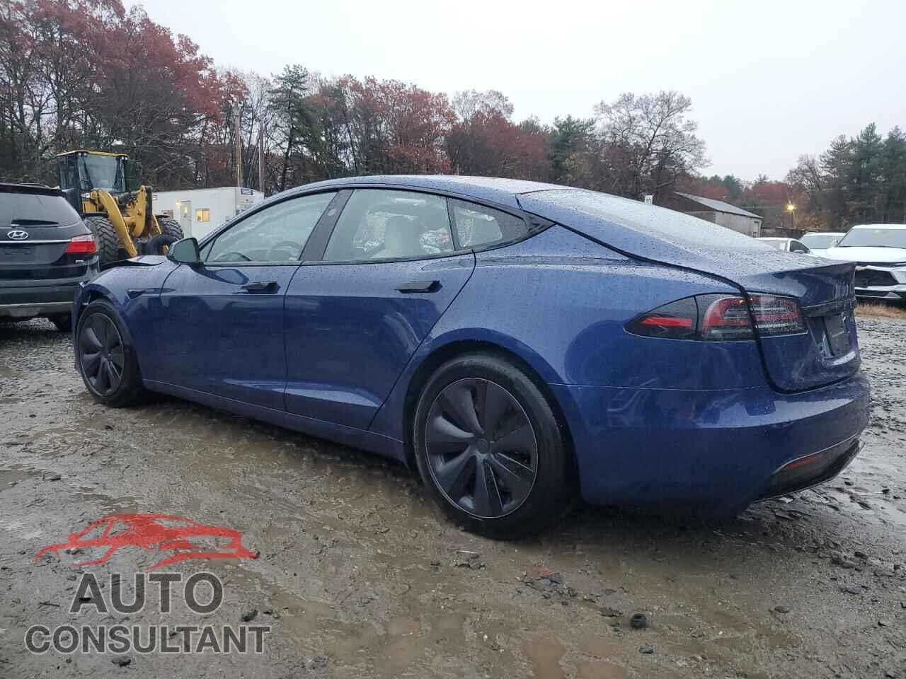 TESLA MODEL S 2023 - 5YJSA1E55PF512400