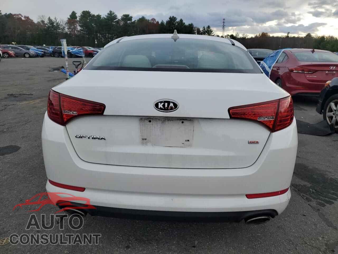 KIA OPTIMA 2011 - KNAGM4A71B5186429