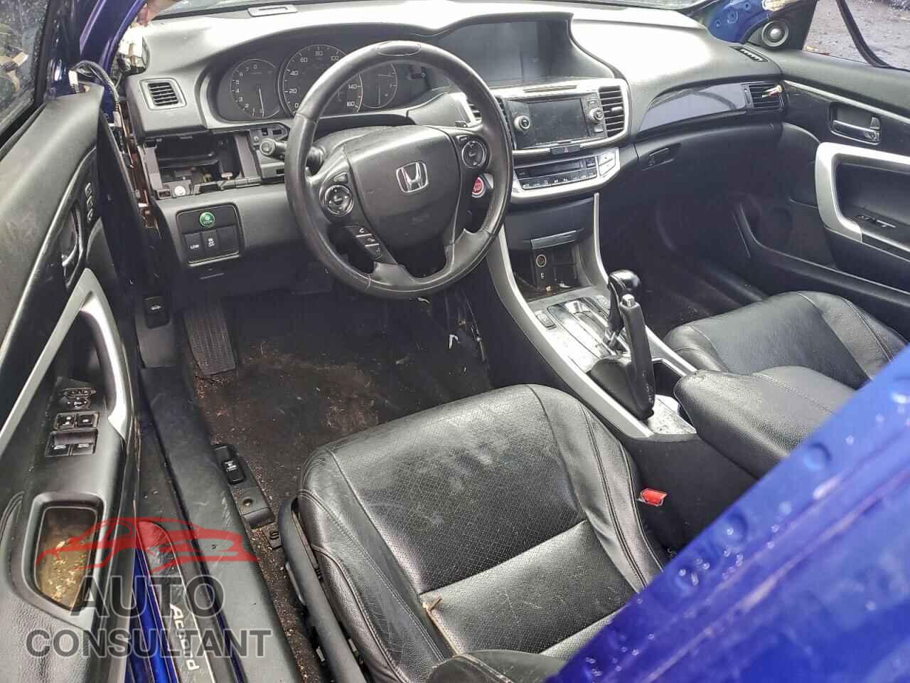 HONDA ACCORD 2013 - 1HGCT2B85DA008728