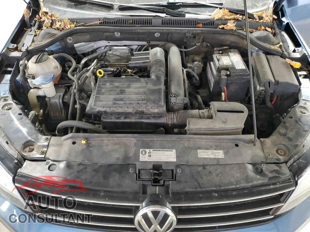 VOLKSWAGEN JETTA 2017 - 3VW2B7AJXHM256199
