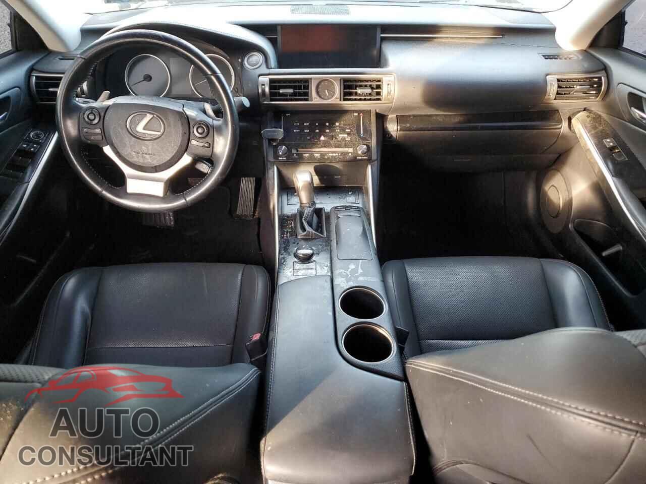 LEXUS IS 2014 - JTHBF1D28E5032440