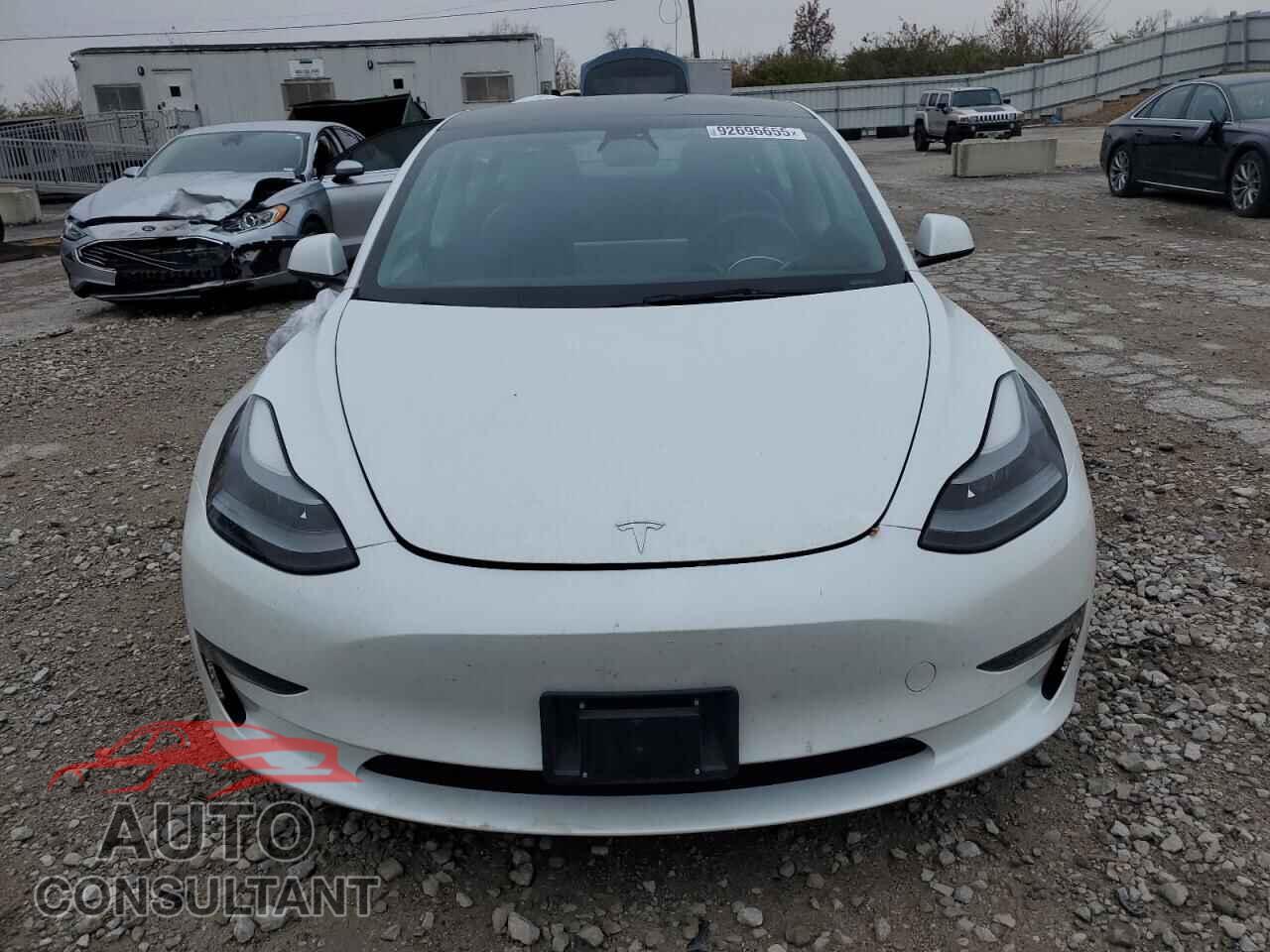 TESLA MODEL 3 2023 - 5YJ3E1EA1PF438222