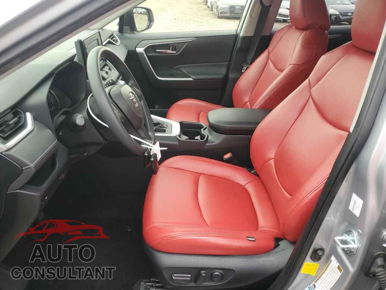 TOYOTA RAV4 2019 - JTMP1RFV4KD515632
