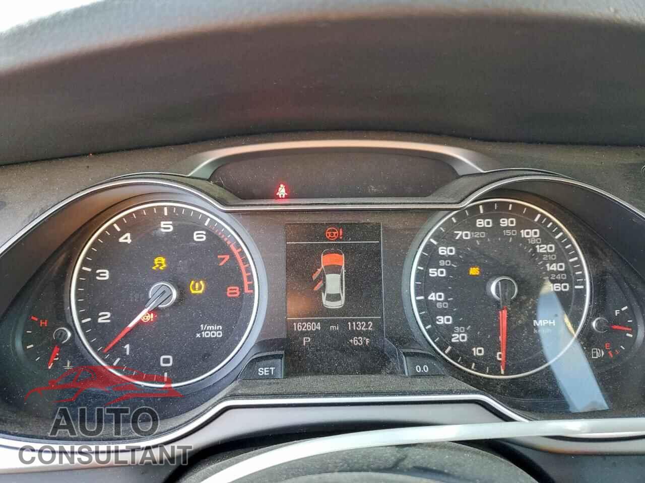 AUDI A4 2013 - WAUFFAFL6DN029850