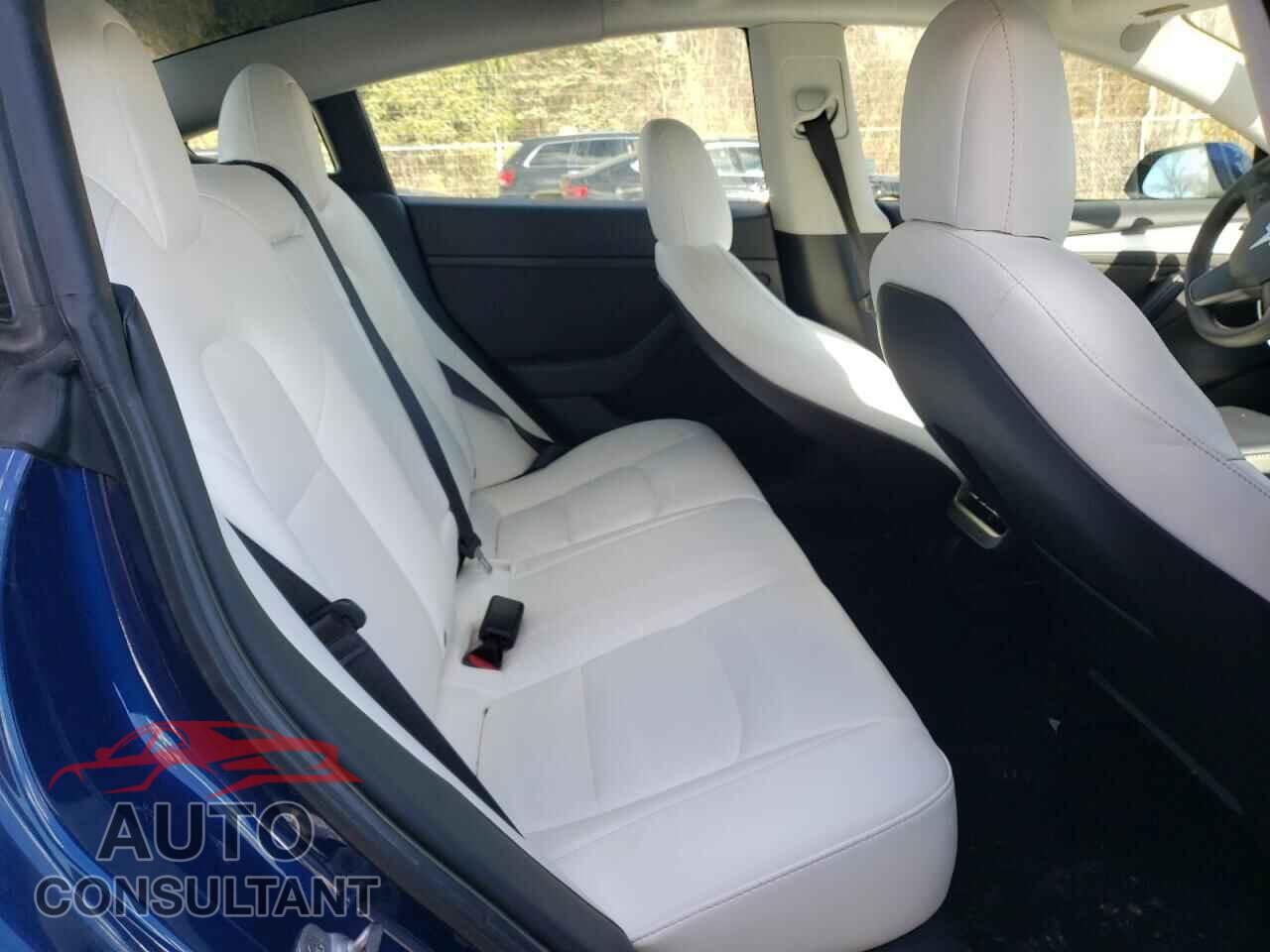 TESLA MODEL 3 2021 - 5YJ3E1EA3MF032356