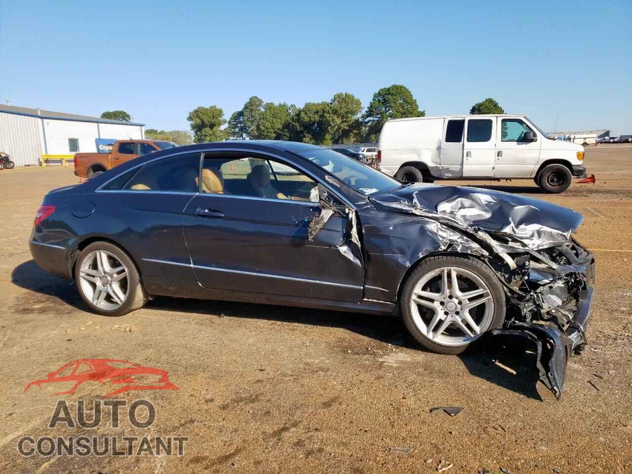 MERCEDES-BENZ E-CLASS 2013 - WDDKJ5KB2DF213705
