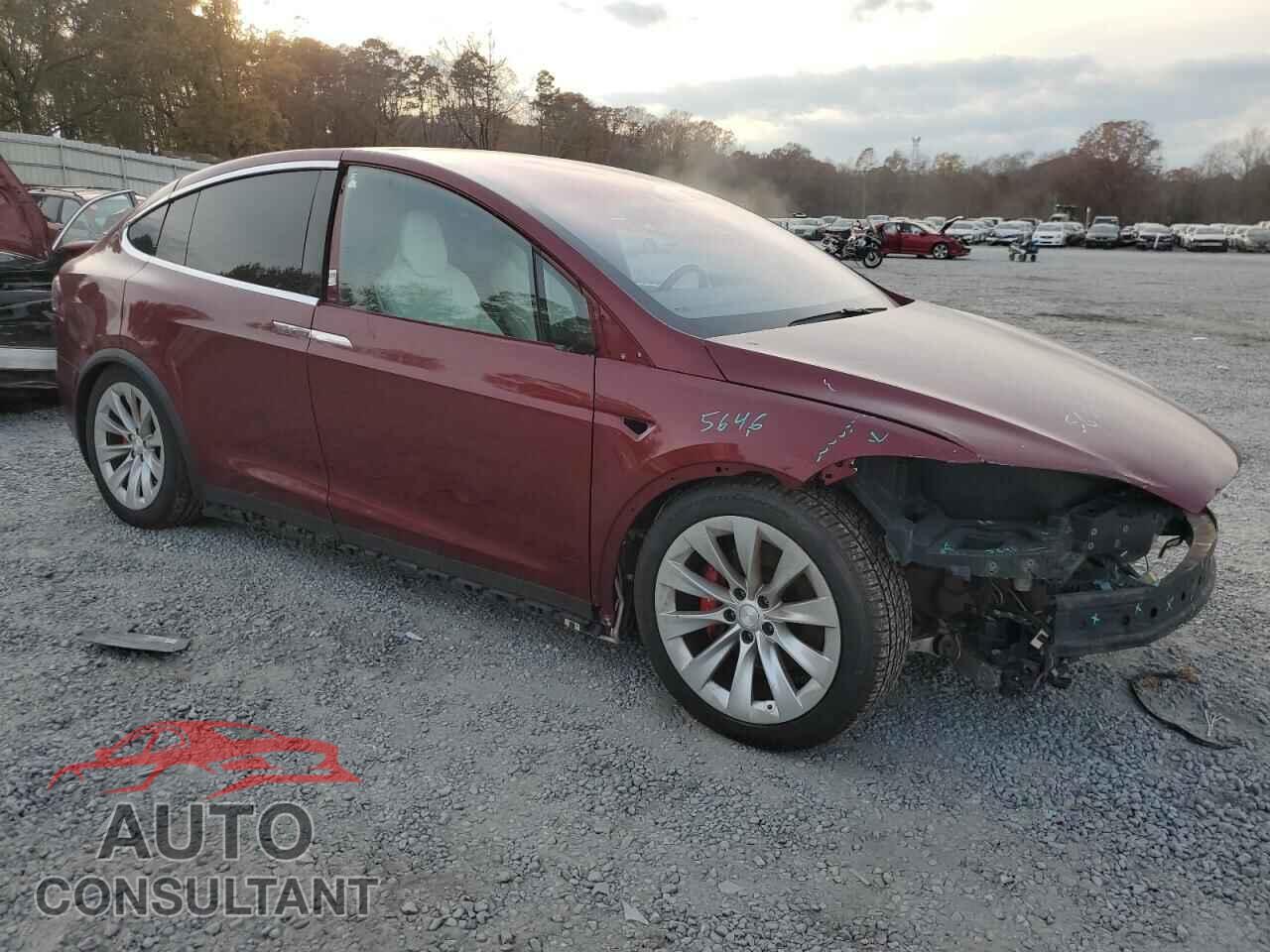 TESLA MODEL X 2016 - 5YJXCBE46GFS00261