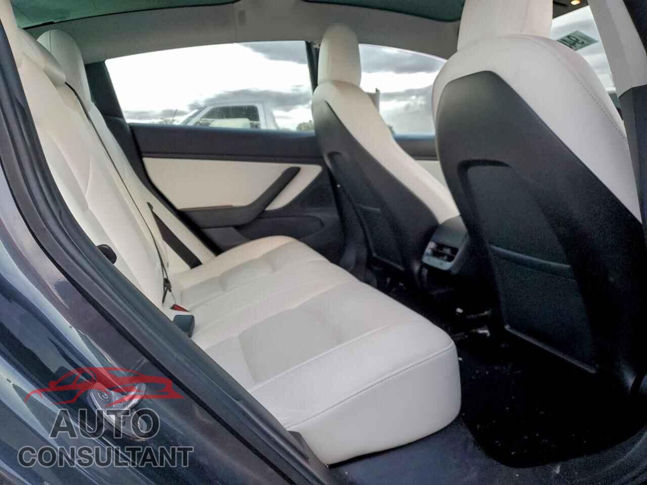 TESLA MODEL 3 2020 - 5YJ3E1EB5LF651922