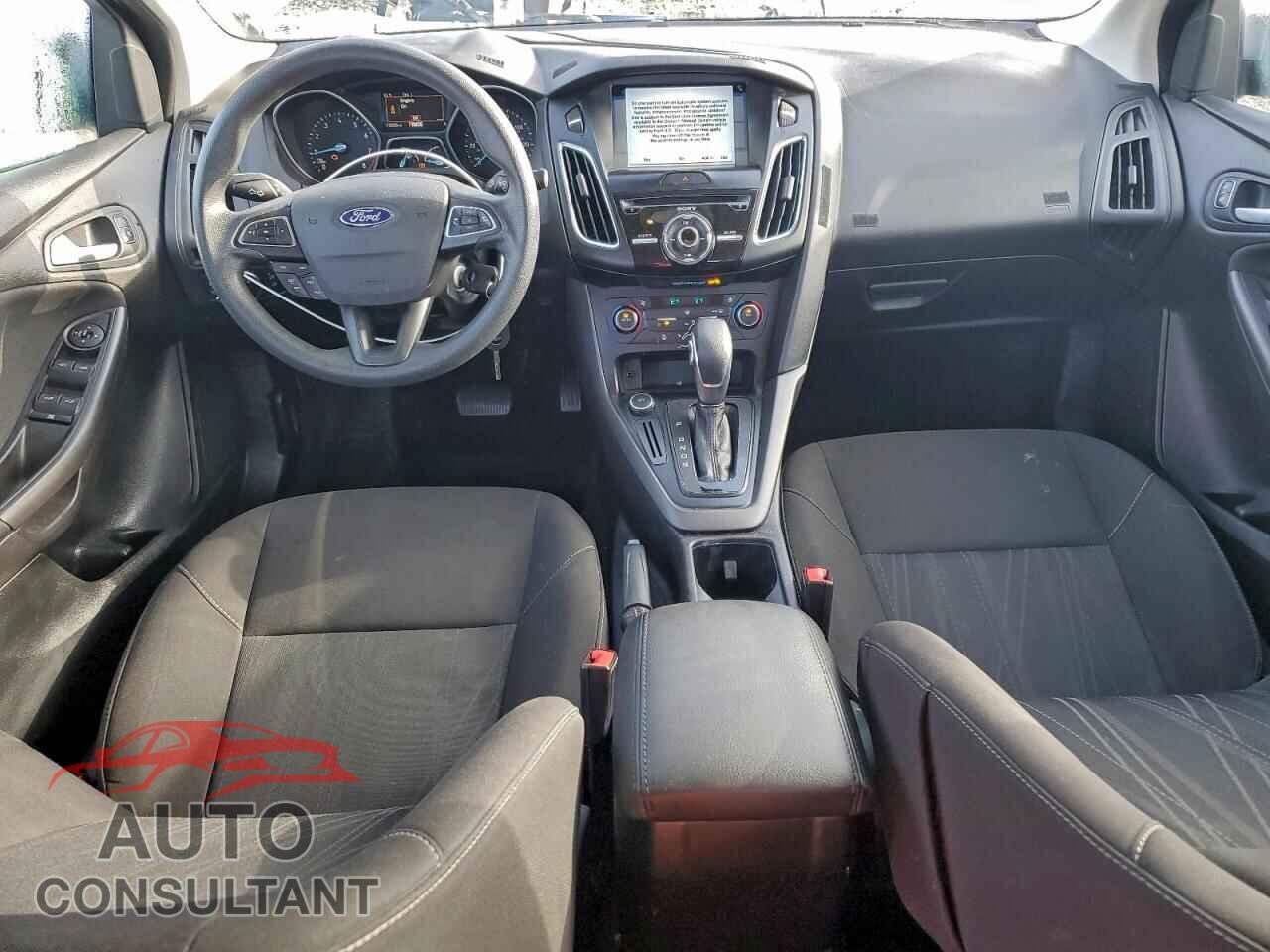 FORD FOCUS 2017 - 1FADP3H21HL277745