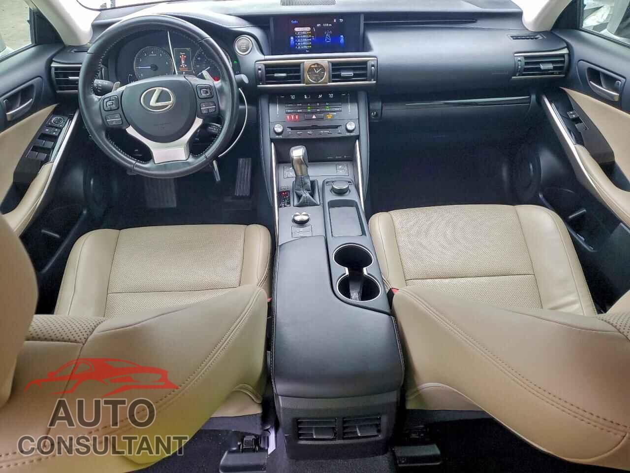 LEXUS IS 2017 - JTHBA1D29H5058967