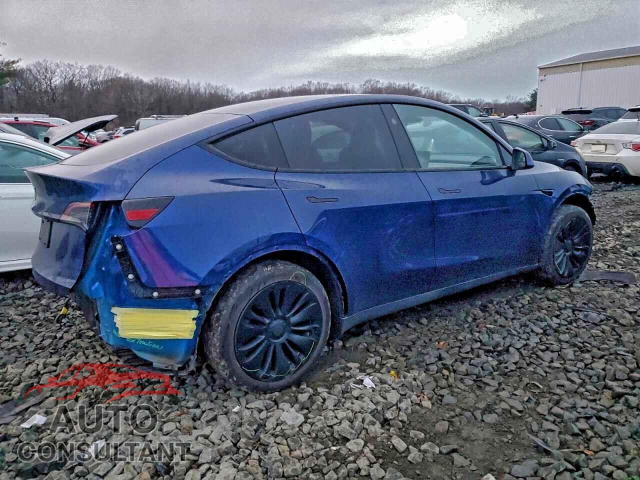 TESLA MODEL Y 2023 - 7SAYGDEDXPF923666