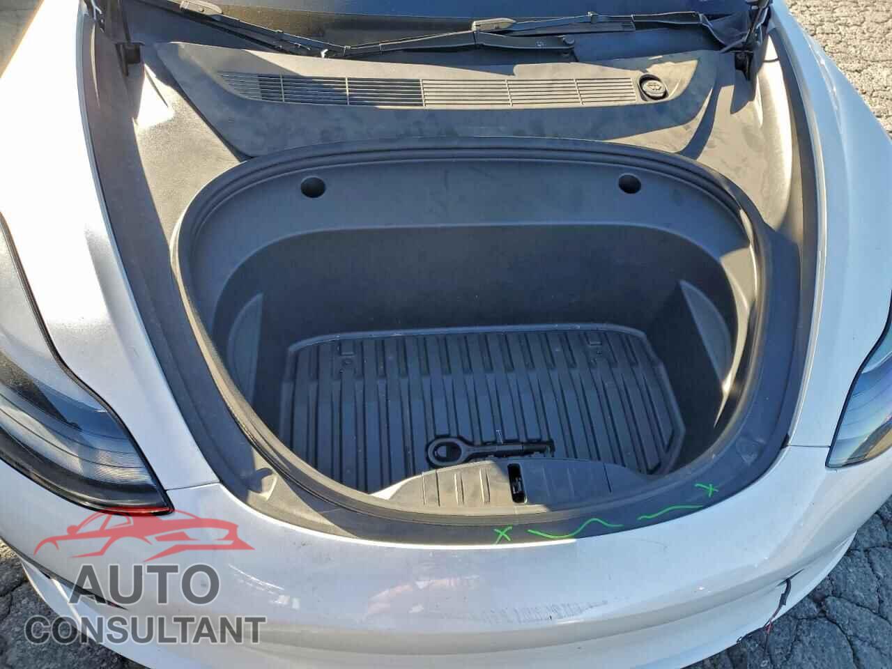 TESLA MODEL 3 2023 - 5YJ3E1EB6PF669612