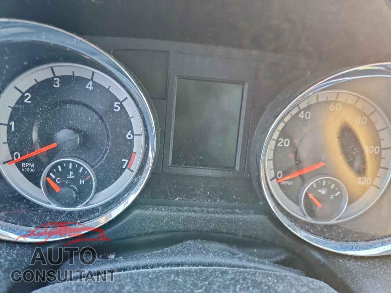 DODGE CARAVAN 2011 - 2D4RN5DG4BR725786
