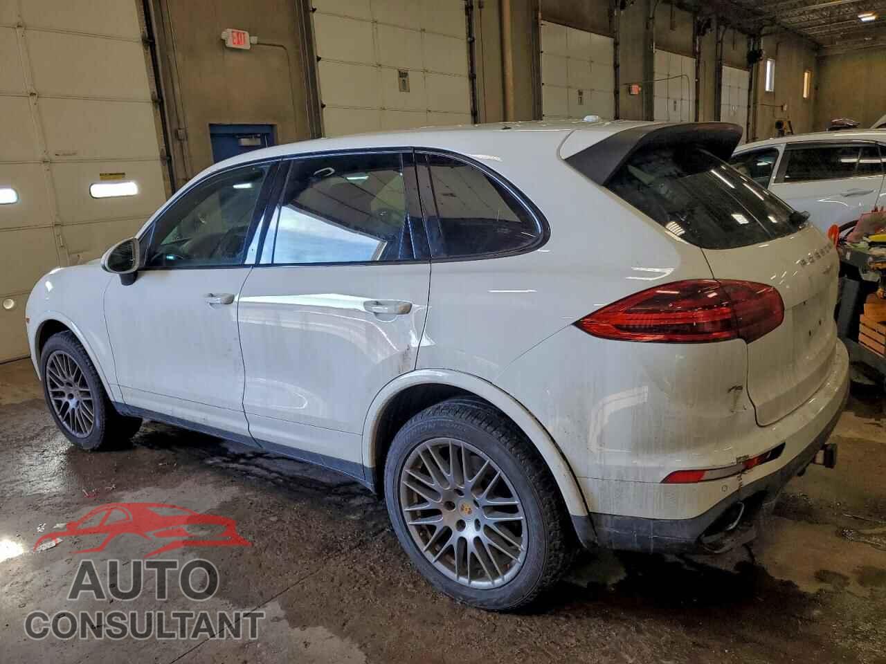 PORSCHE CAYENNE 2017 - WP1AA2A26HKA80738