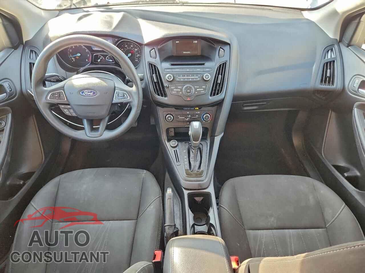 FORD FOCUS 2015 - 1FADP3F20FL268664