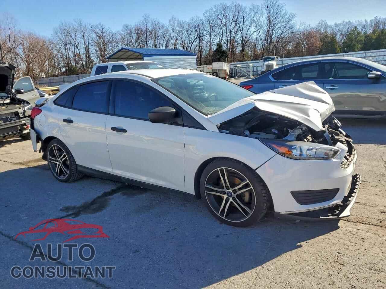 FORD FOCUS 2016 - 1FADP3E20GL251852