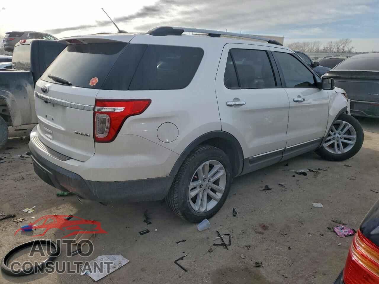 FORD EXPLORER 2013 - 1FM5K7D80DGB53074