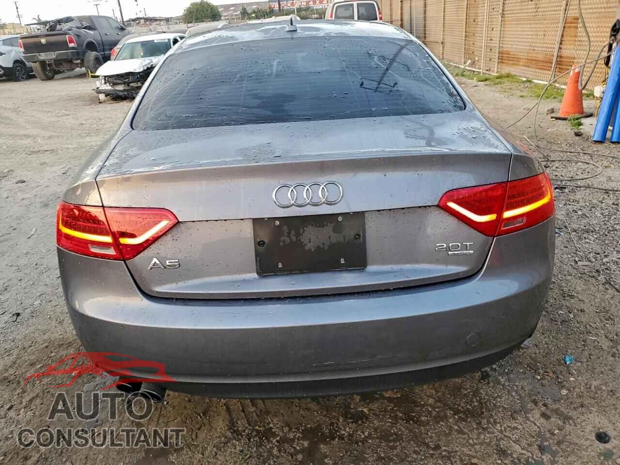 AUDI A5 2013 - WAUCFAFR0DA057870