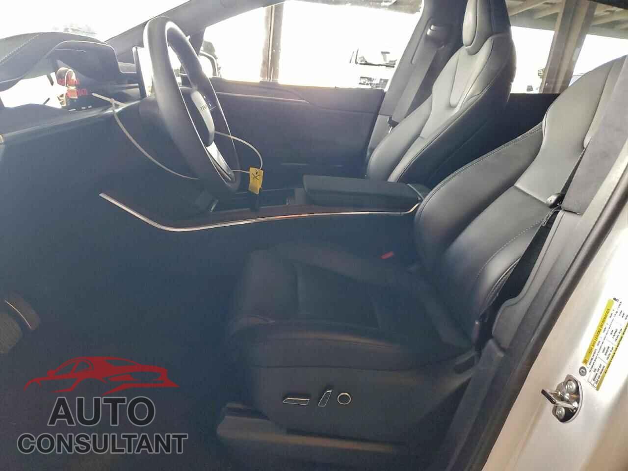 TESLA MODEL X 2023 - 7SAXCAE54PF400478