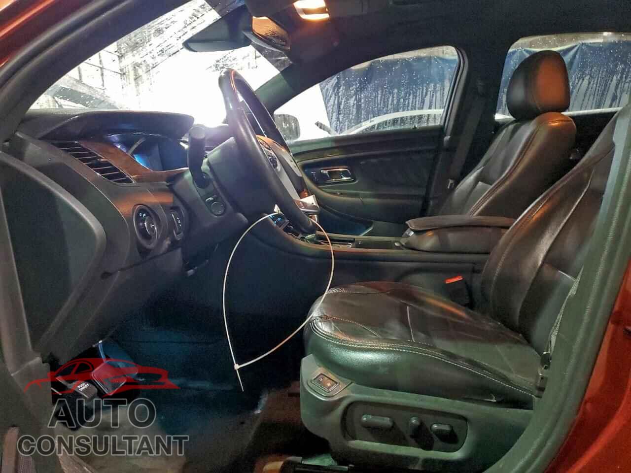 FORD TAURUS 2014 - 1FAHP2F82EG108583