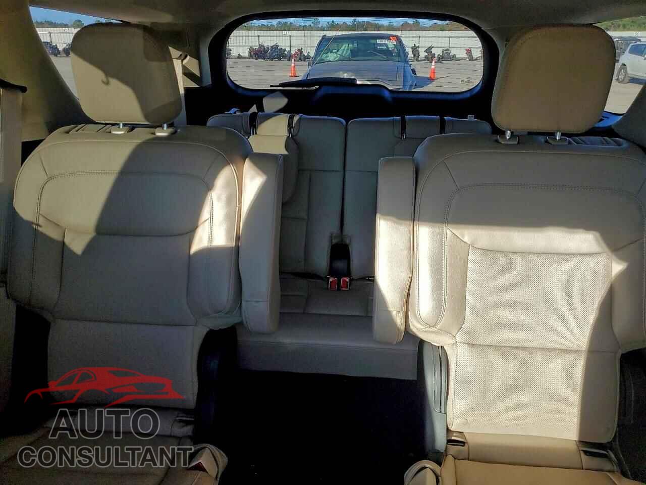 FORD EXPLORER 2023 - 1FMSK7FH1PGC07910