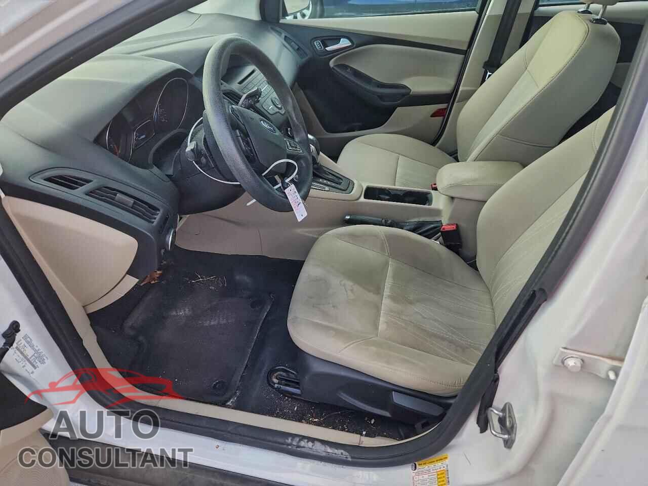 FORD FOCUS 2016 - 1FADP3K21GL355853