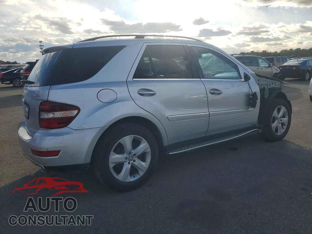 MERCEDES-BENZ M-CLASS 2011 - 4JGBB2FB1BA699686