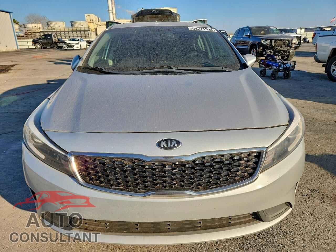 KIA FORTE 2017 - 3KPFK4A74HE078663