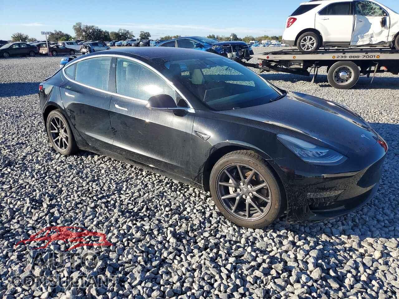 TESLA MODEL 3 2018 - 5YJ3E1EB8JF144350