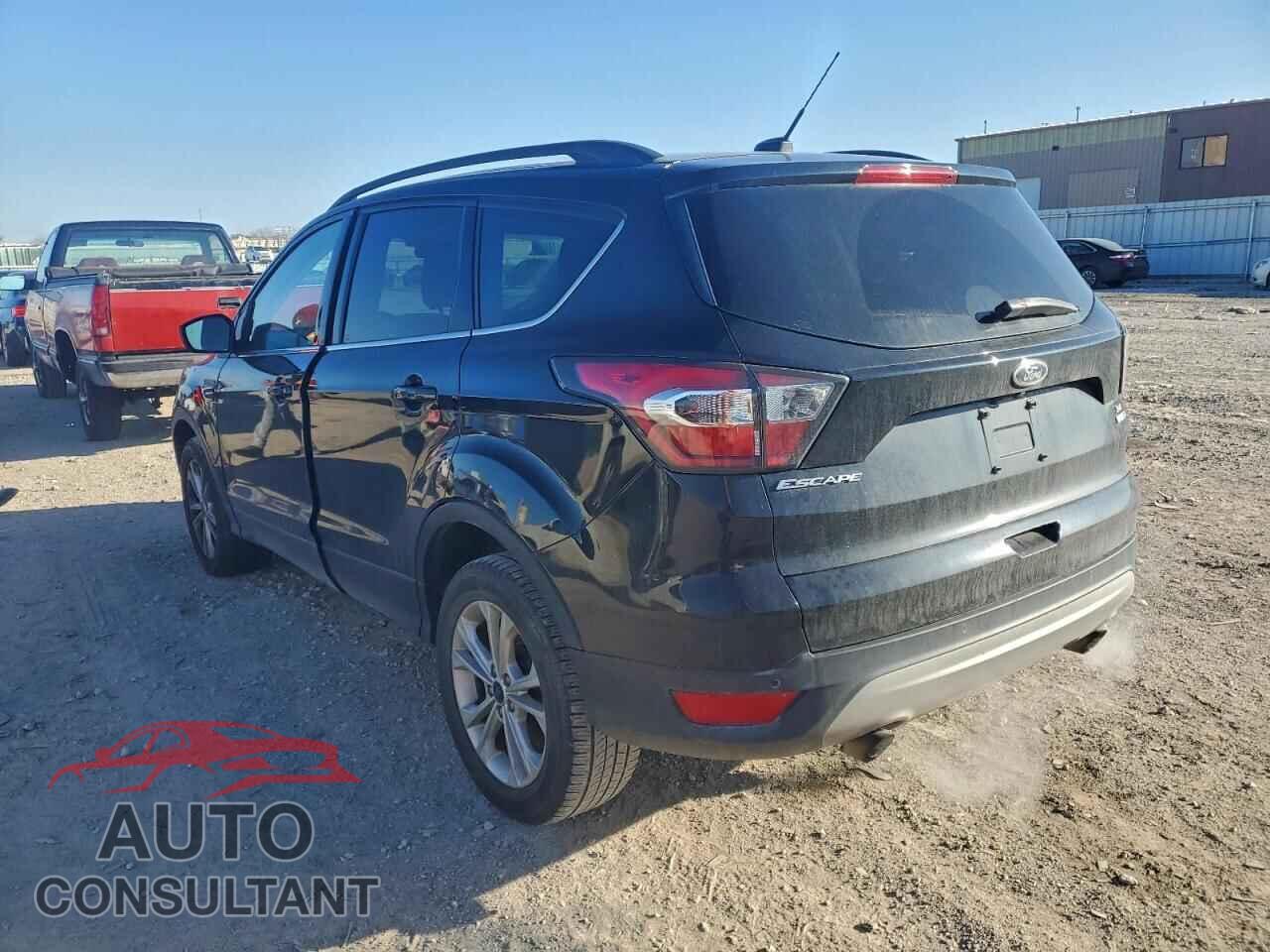 FORD ESCAPE 2017 - 1FMCU9GD5HUB34632
