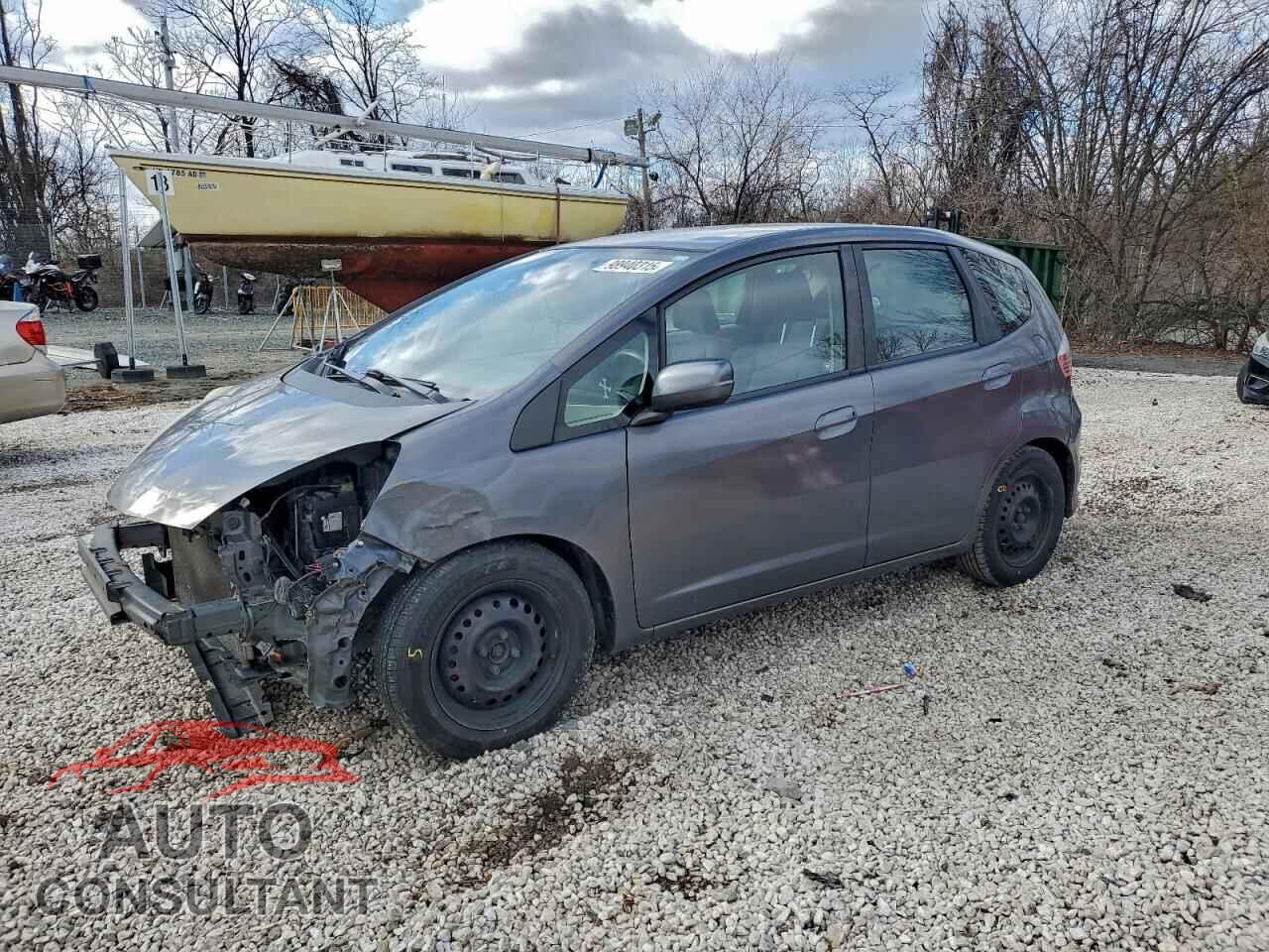 HONDA FIT 2013 - JHMGE8H38DC067588