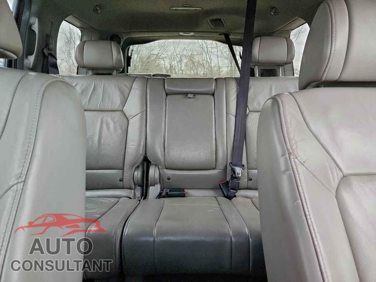 HONDA PILOT 2011 - 5FNYF4H70BB003690