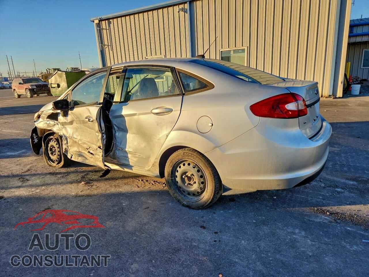 FORD FIESTA 2013 - 3FADP4BJ7DM224501