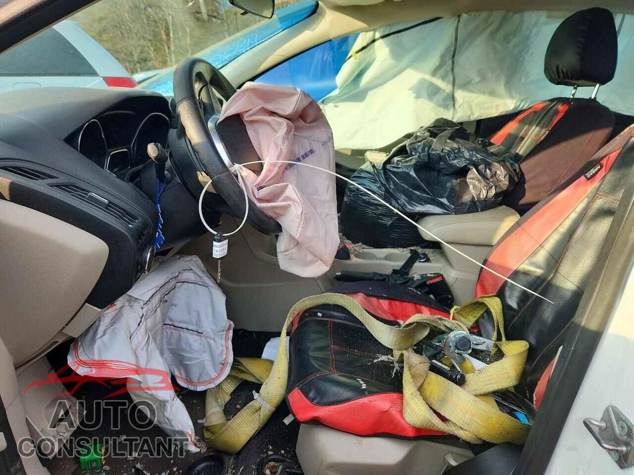 FORD FOCUS 2014 - 1FADP3K27EL410867