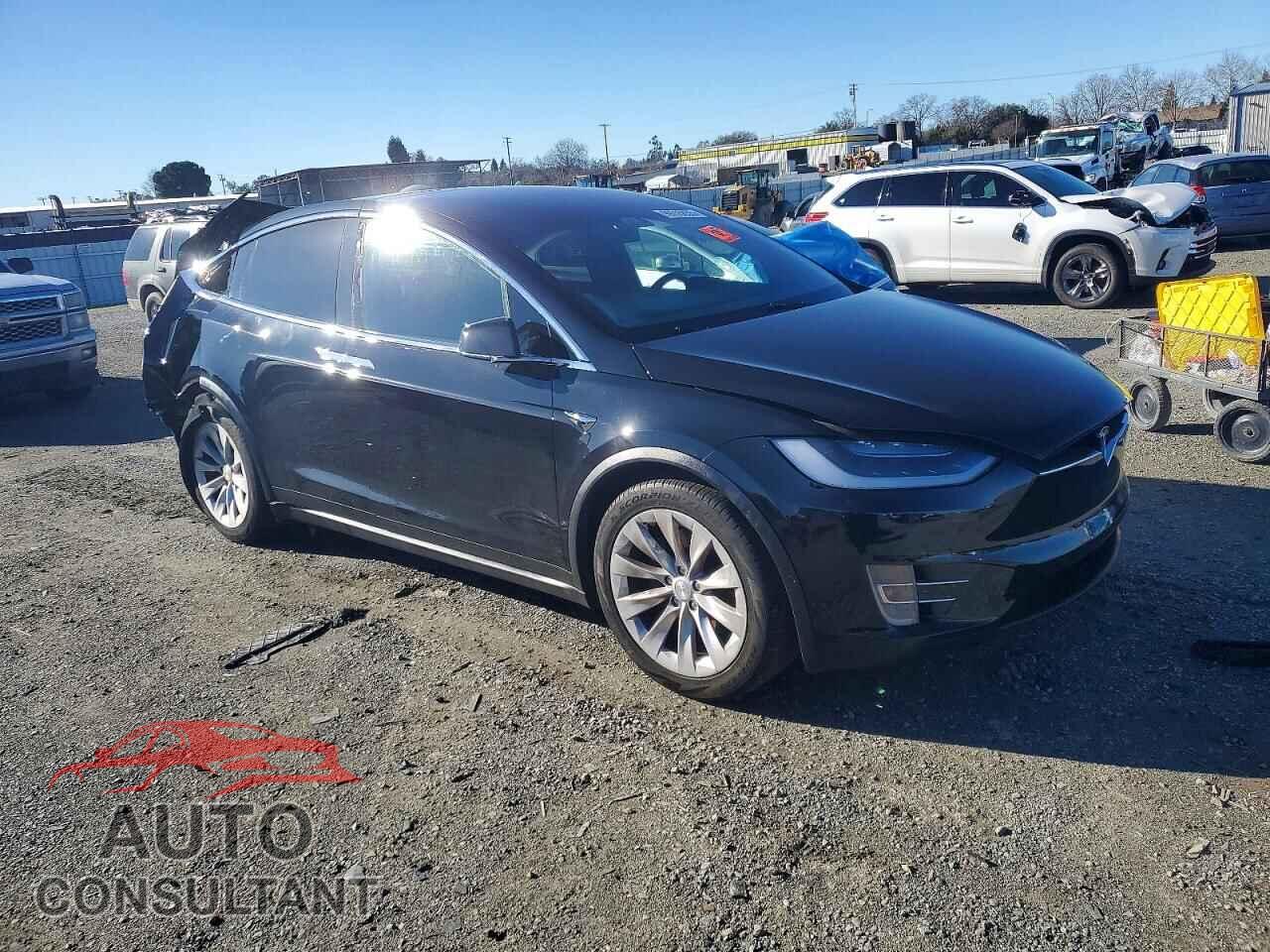 TESLA MODEL X 2018 - 5YJXCDE28JF104522