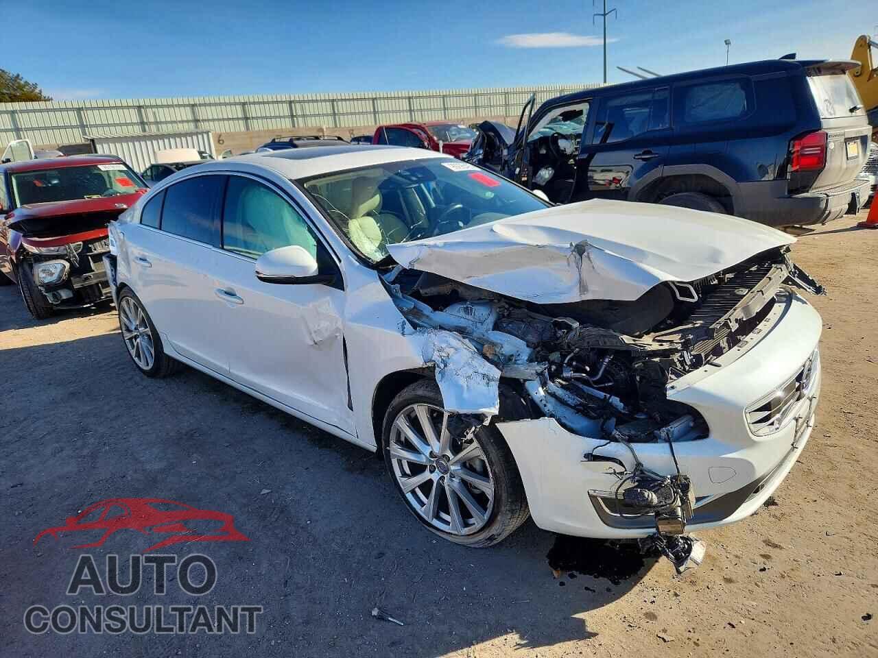 VOLVO S60 2017 - LYV402HM3HB144497