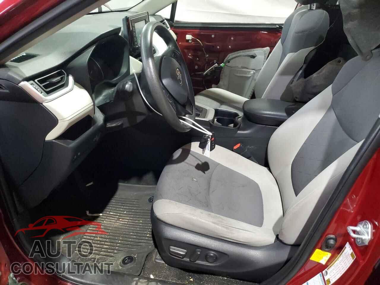 TOYOTA RAV4 2019 - JTMP1RFV2KD518514