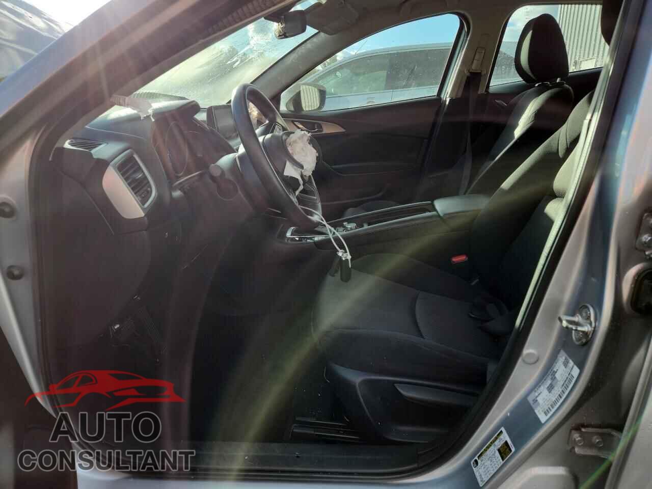 MAZDA 3 2017 - 3MZBN1U73HM153291